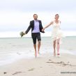 <p>Heiraten an der Ostsee, Trauung am Strand, Stein, Hochzeitsfotos am Meer</p>